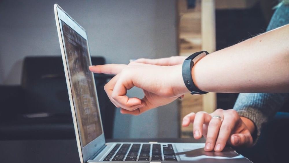Scaling Digital Stores: Sunil Sharma's Blueprint.